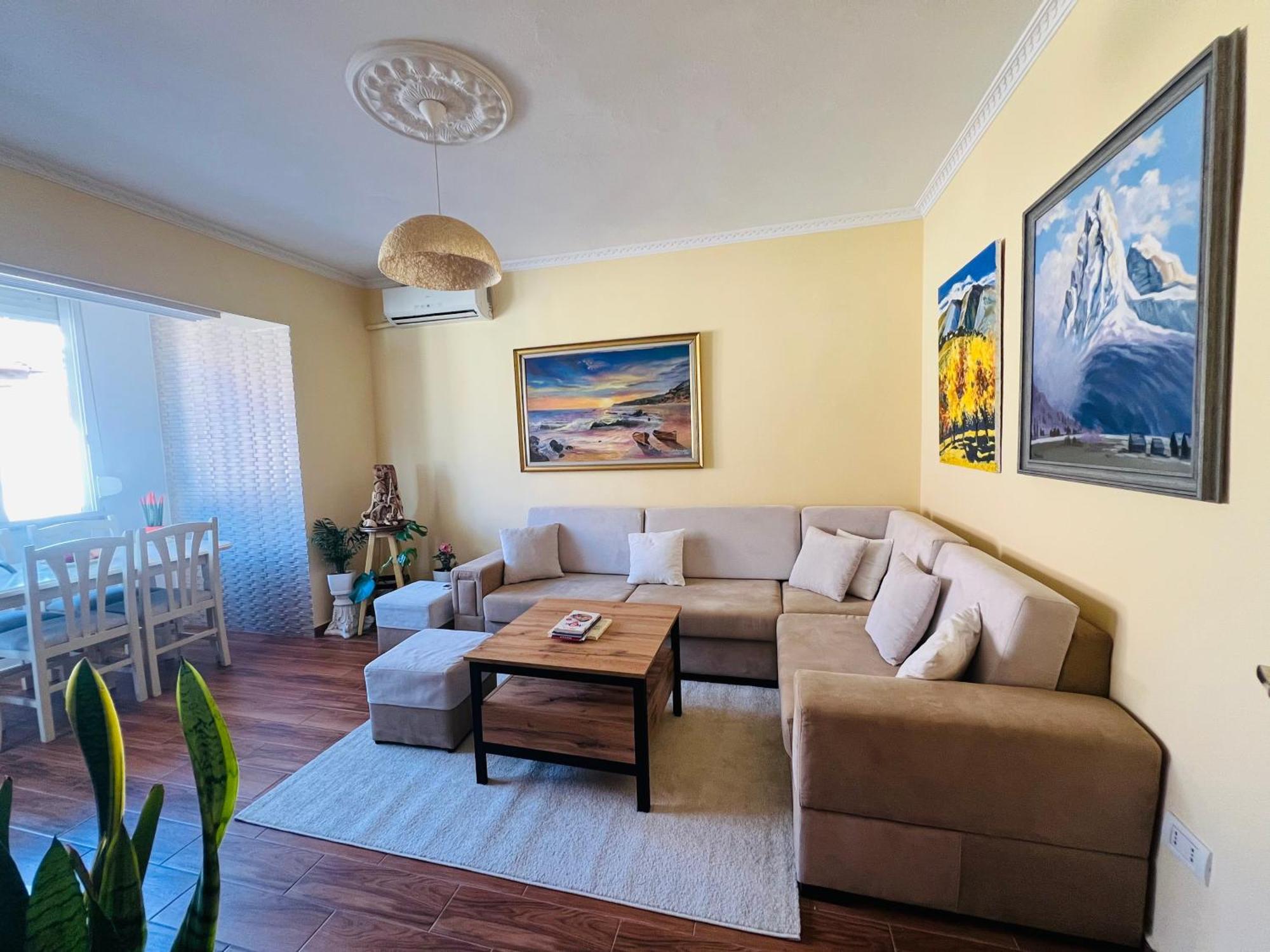 Cozy Central Apartment Tiranë Eksteriør bilde